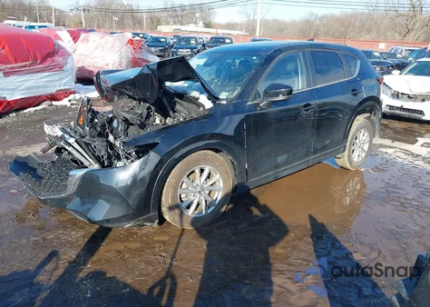 2024 Mazda Cx-5 2.5 S Preferred z USA, uszkodzony, nr VIN JM3KFBCM6R0360119